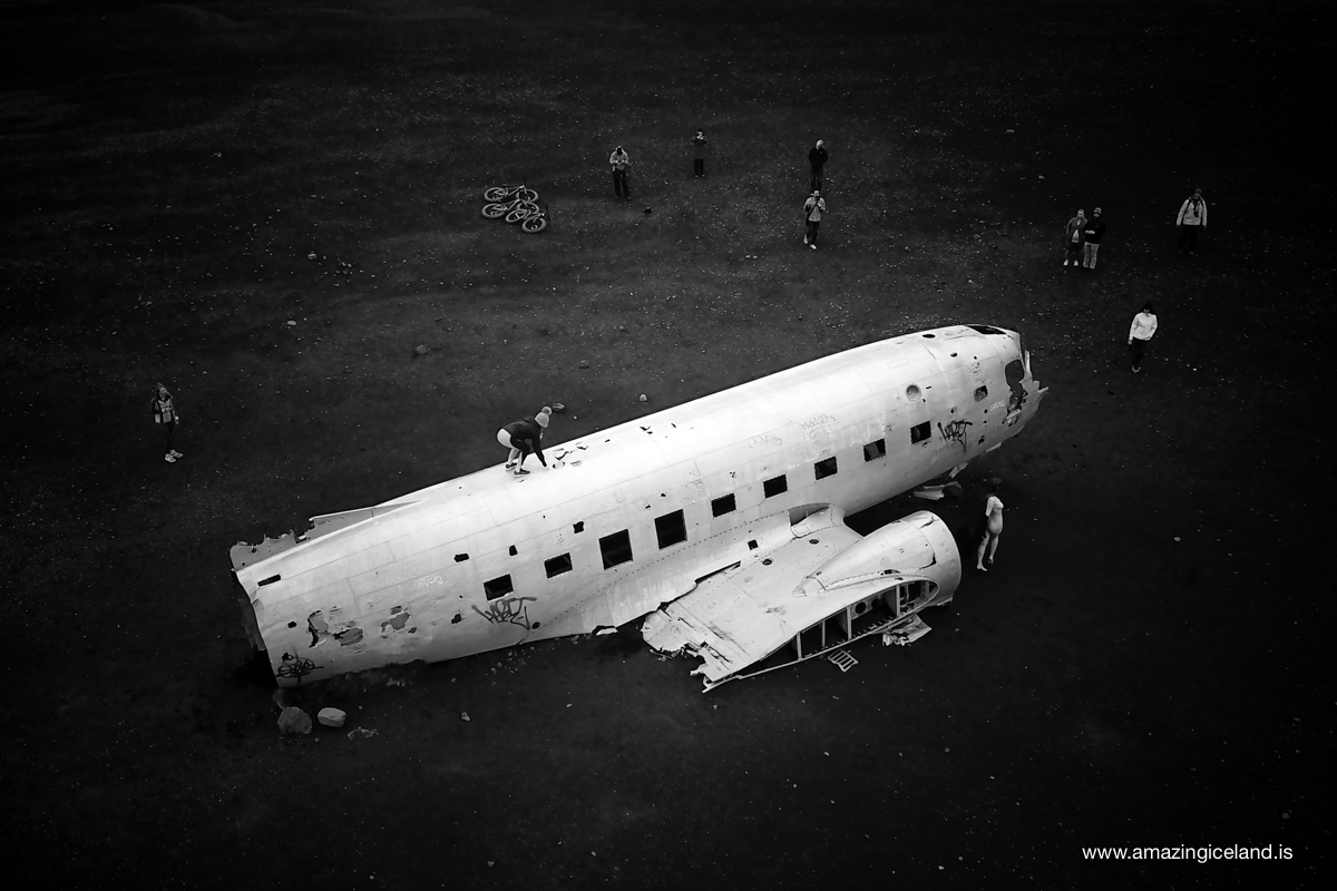 Douglas C-117 Plane wreck on Sólheimasandur on south coast of Iceland from air