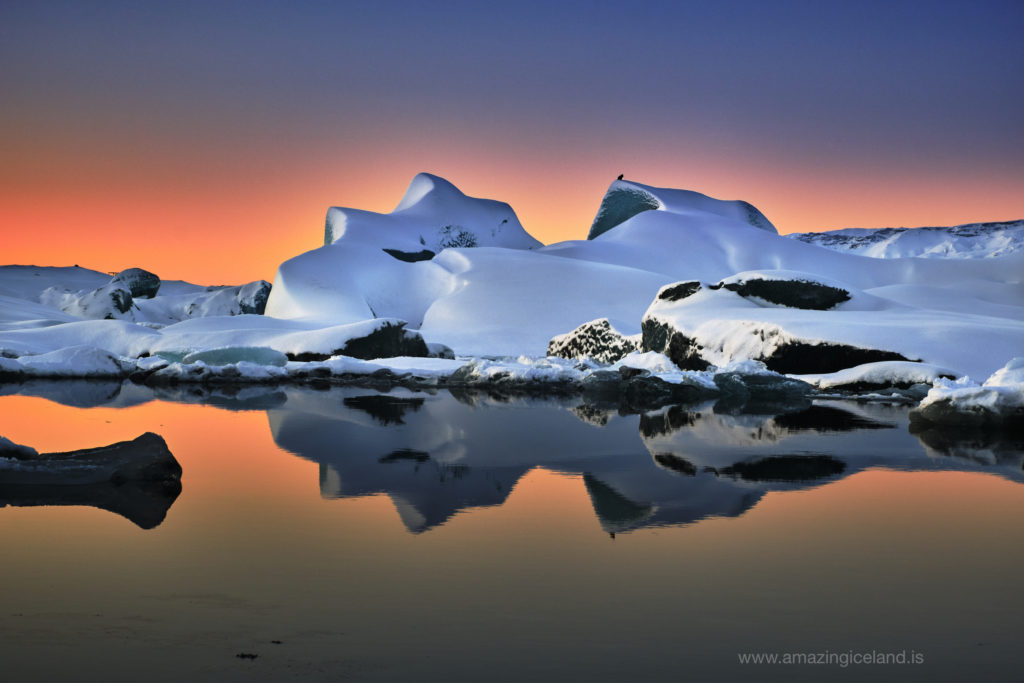 Winter morning sunrise at Glacier Lagoon in south east Iceland