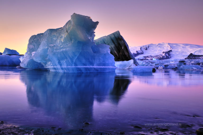Winter morning at Glacier Lagoon in Iceland