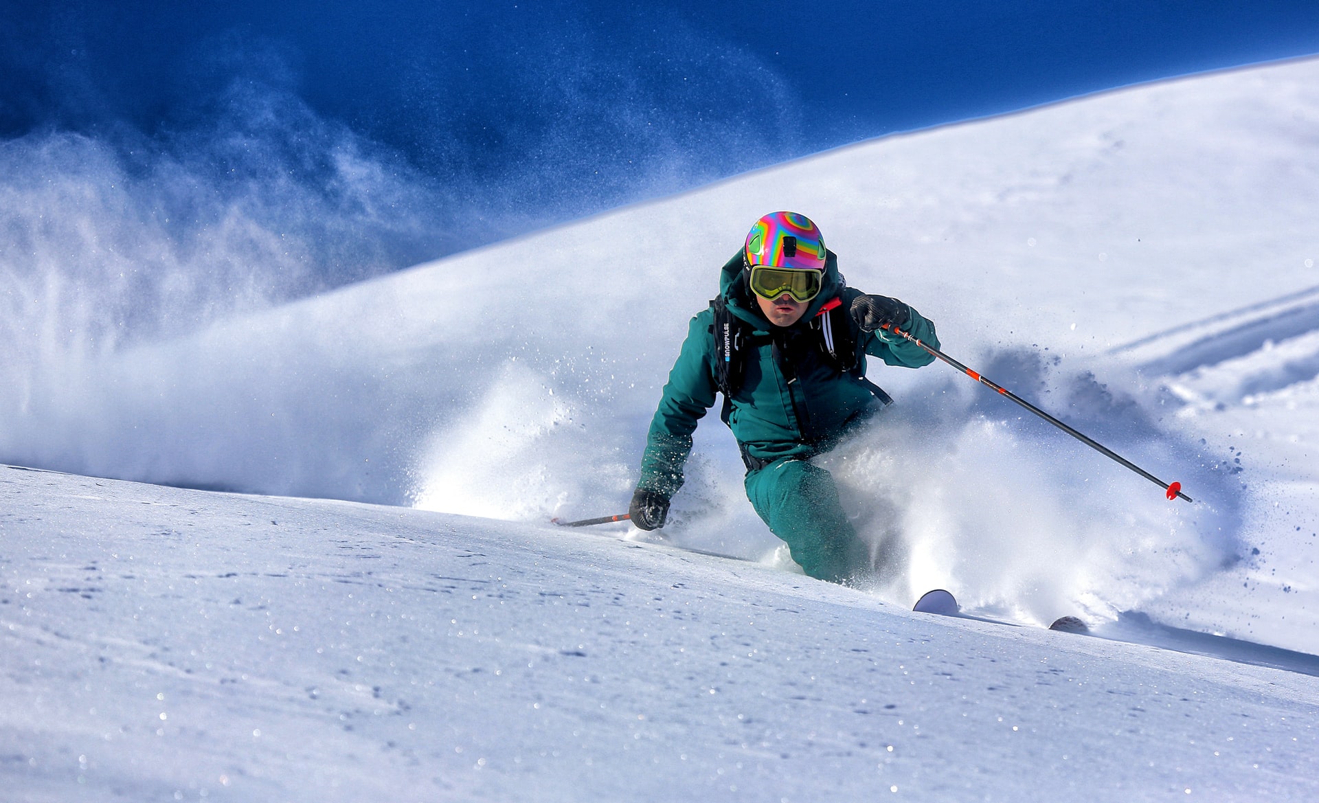 Skiing in fresh fallen snow