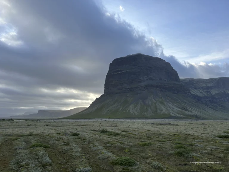 Lomagnupur standing rock