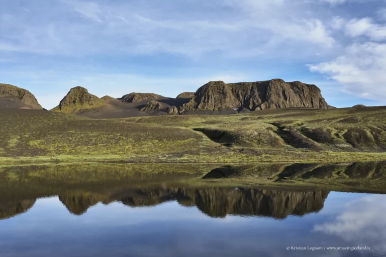 Veiðivötn (“the Fishing Lakes”) is a compact wilderness of roughly fifty crater lakes in Iceland’s central highlands—born from fire in 1477