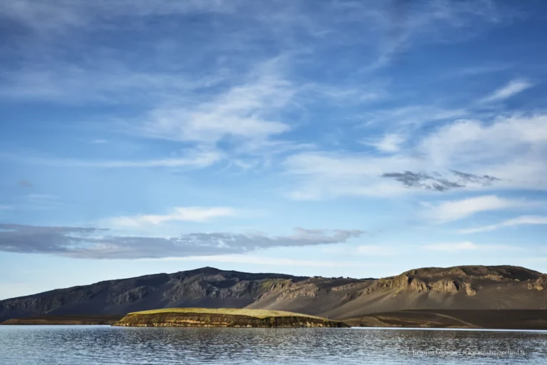 Veiðivötn (“the Fishing Lakes”) is a compact wilderness of roughly fifty crater lakes in Iceland’s central highlands—born from fire in 1477