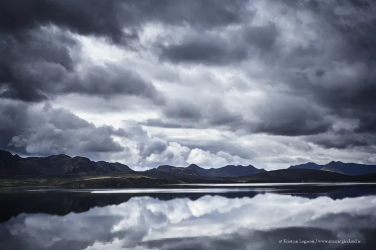 Veiðivötn (“the Fishing Lakes”) is a compact wilderness of roughly fifty crater lakes in Iceland’s central highlands—born from fire in 1477