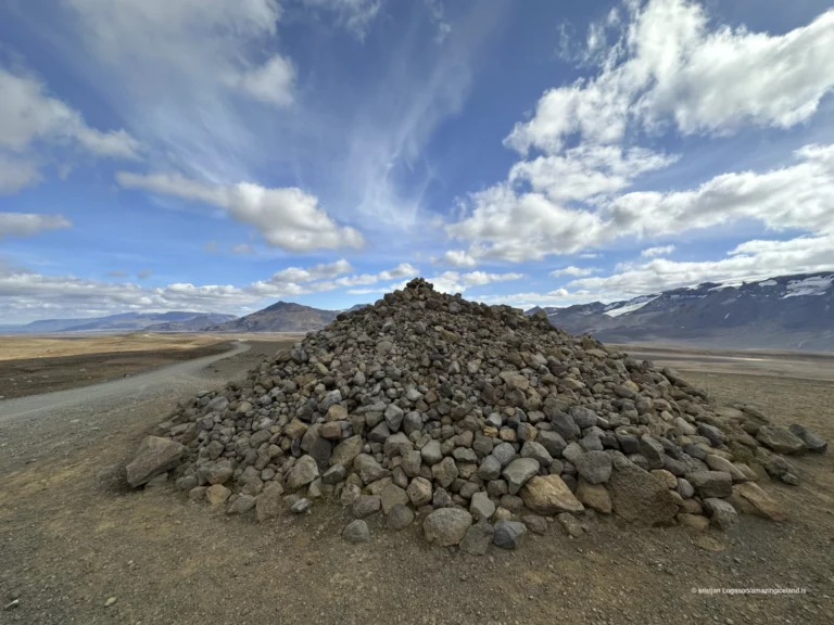 Kaldidalur valley in the highlands of Iceland