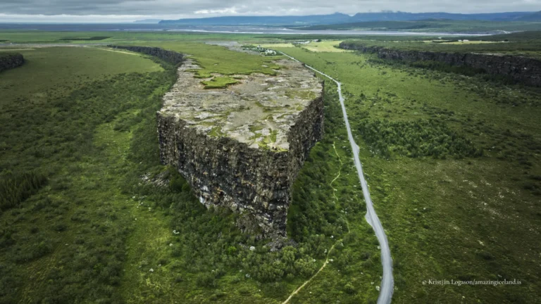 Ásbyrgi is a canyon that resists ordinary explanation at first glance.